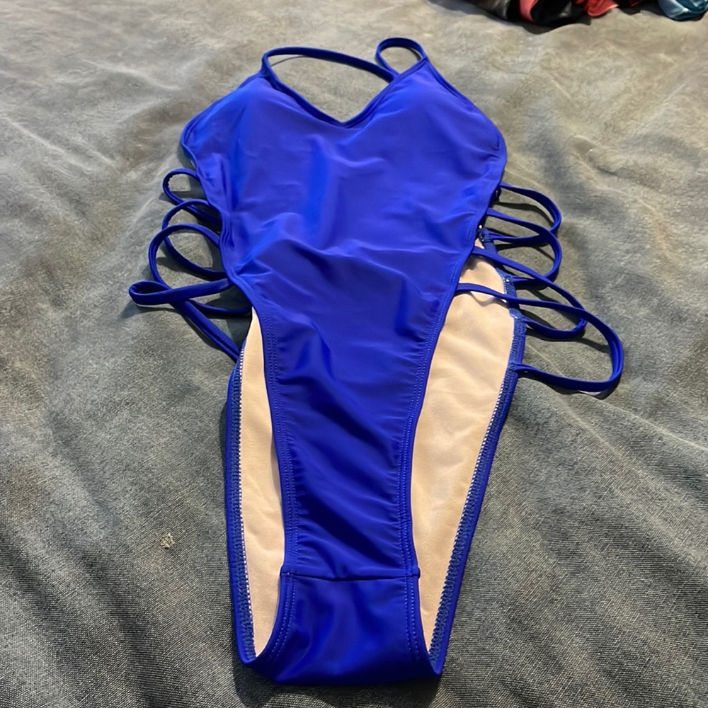 NWOT Large Blue One piece swimsuit